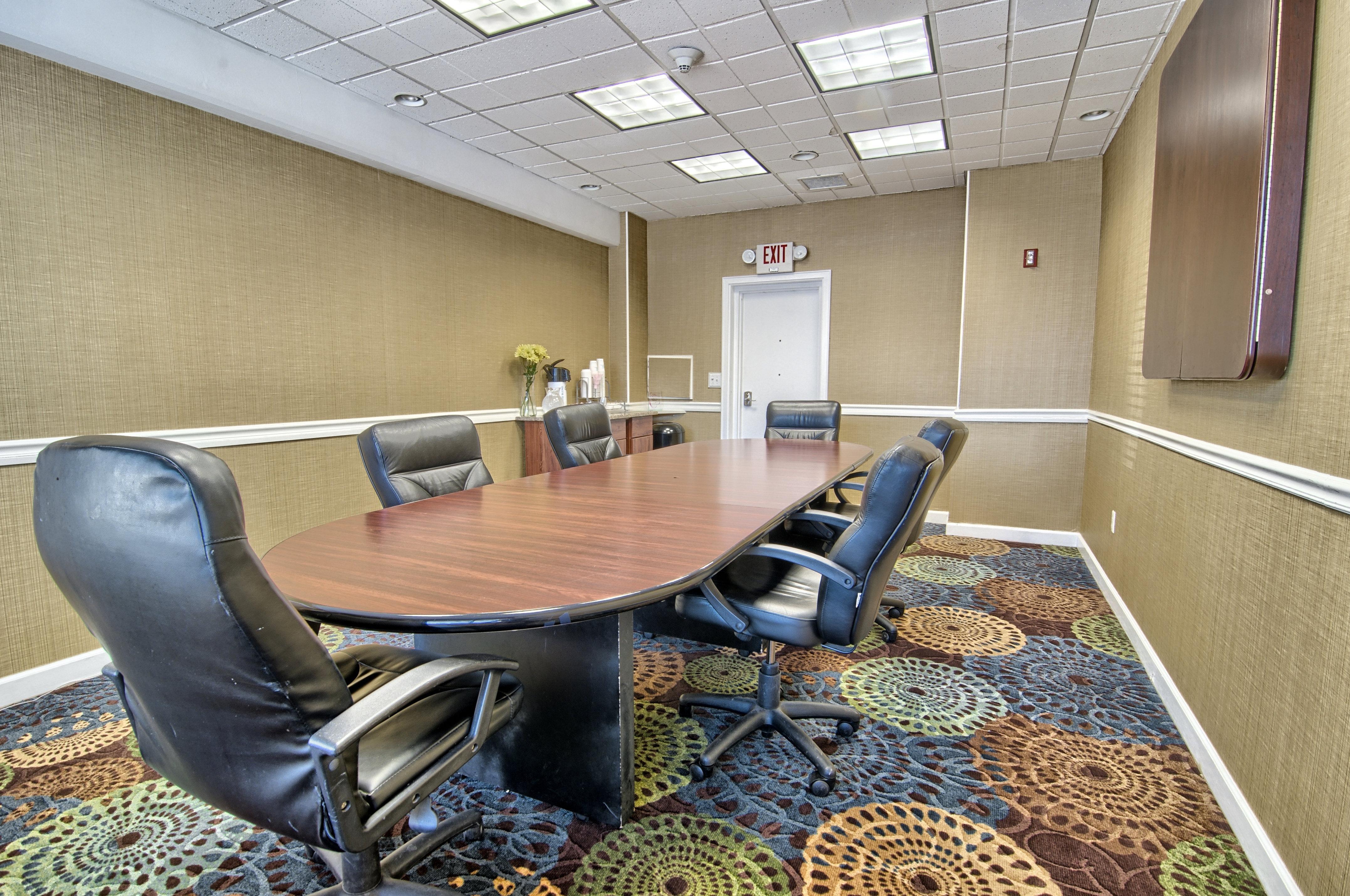 Holiday Inn Express Detroit-Birmingham By Ihg Exterior photo